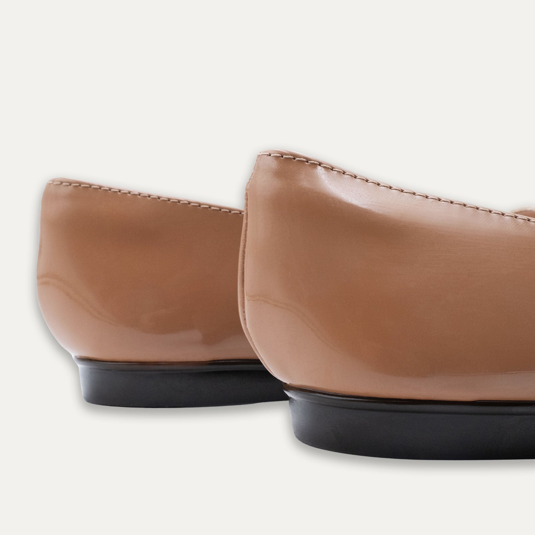 Viv Round Toe Loafers Ambar