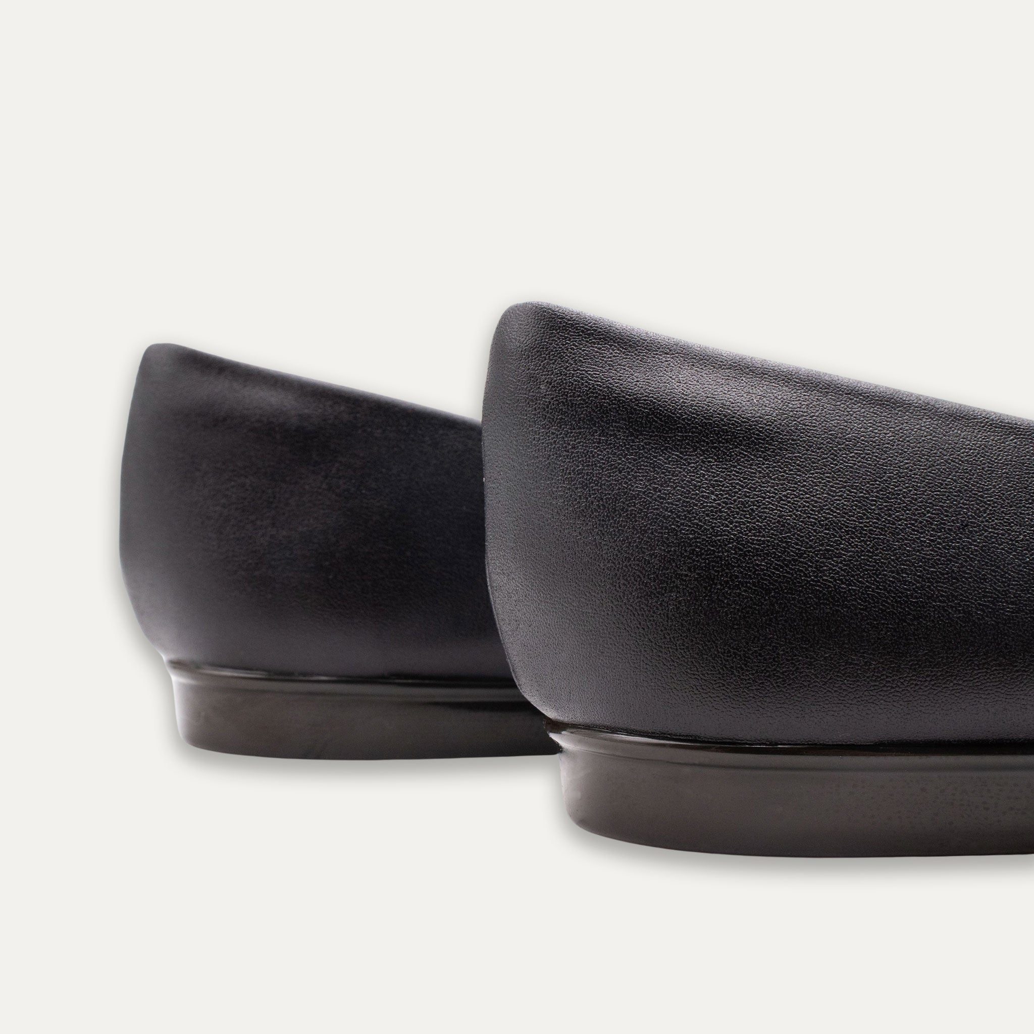 Analia Pointed Toe Flats Black