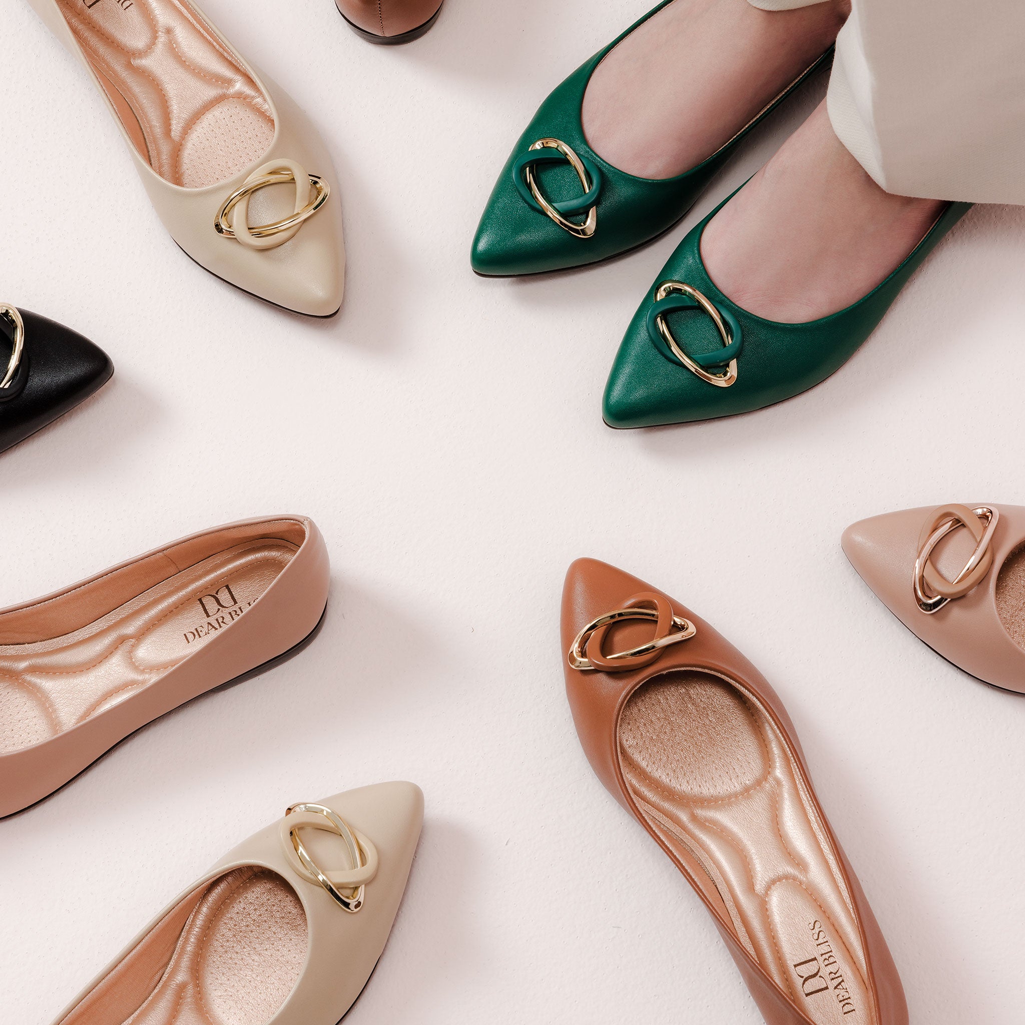 Rosa Black Pointed Toe Flats