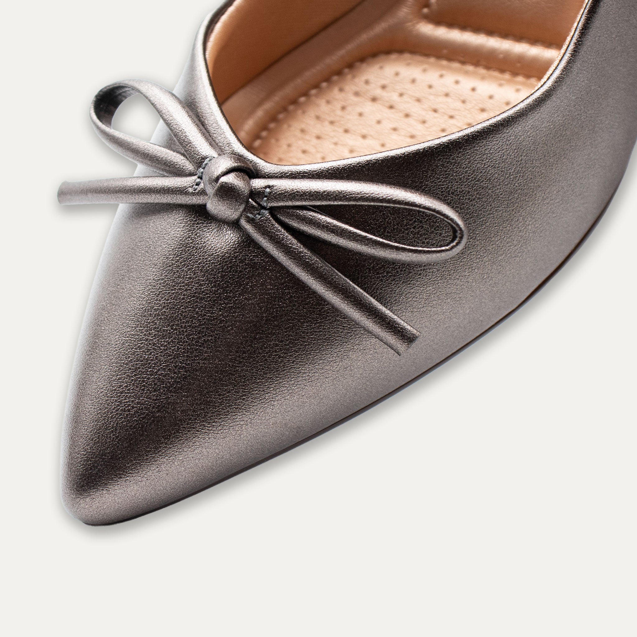 Valera Onix Pointed Toe Block Heels