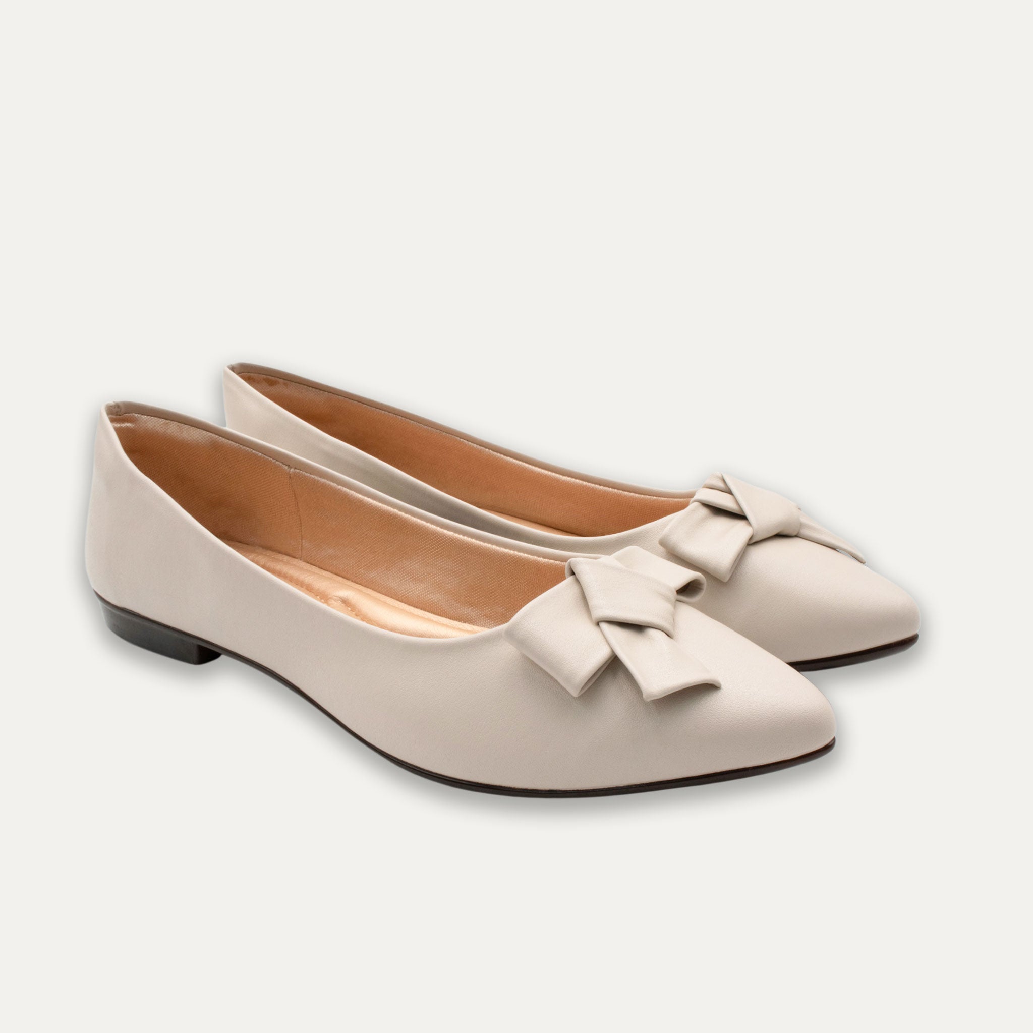 Aitana Tye Off-White Pointed Toe Flats