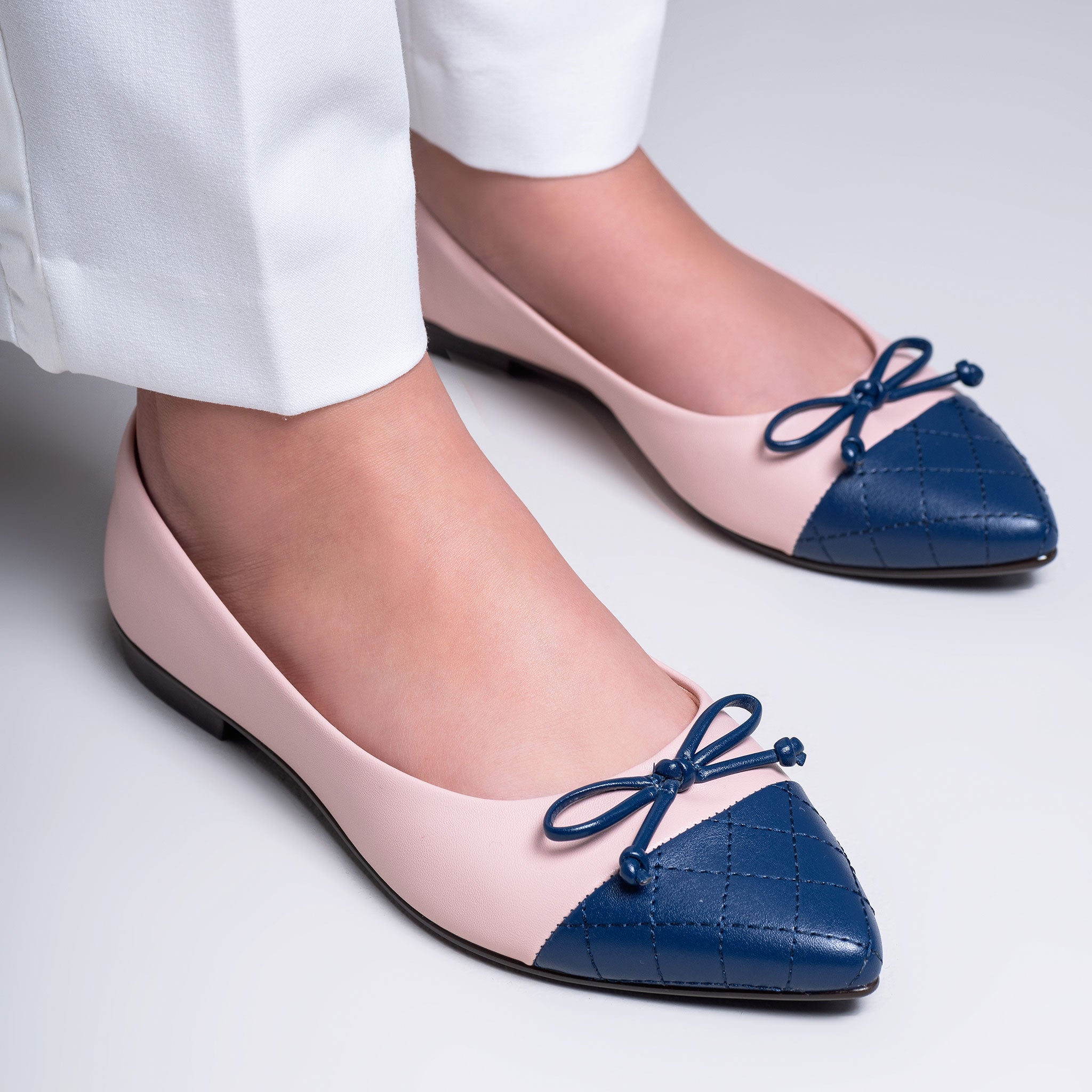 Camila Bow Two-Tone Tea Rose Pointed Flats